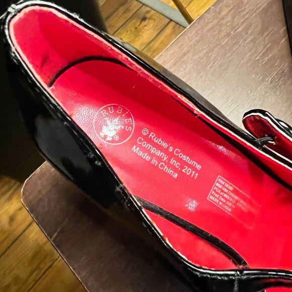 RUBIES Black Patent Leather Mary Jane Platforms - Picture 9 of 16